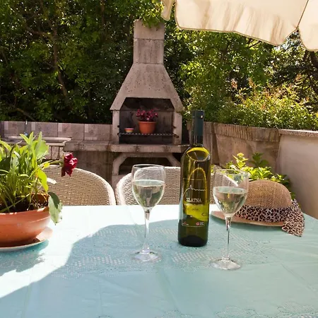 Marija * Vrbnik (Primorje-Gorski Kotar)